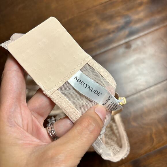 NEARLYNUDE Nectar Modern Geo Triangle Wire-free Bralette Tan Size XL Sheer - Picture 6 of 7